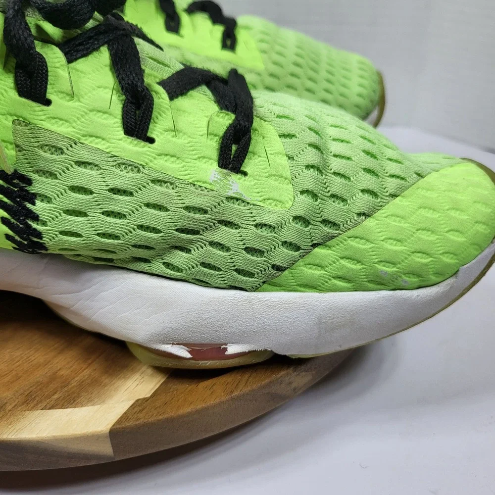 Nike LeBron Witness 5 Lime Glow Bright Mango Mens 11 CQ9380-300 Basketball Shoes